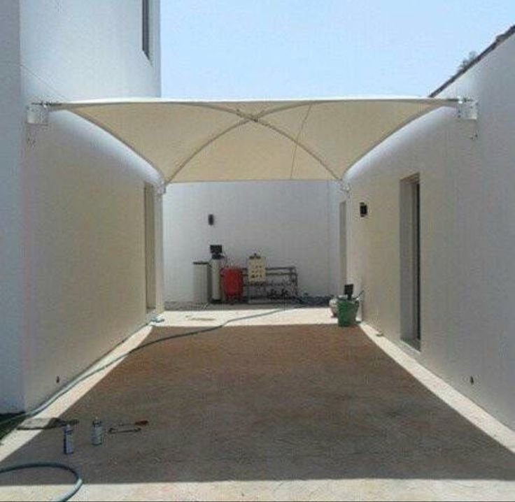 مظلات الخبر